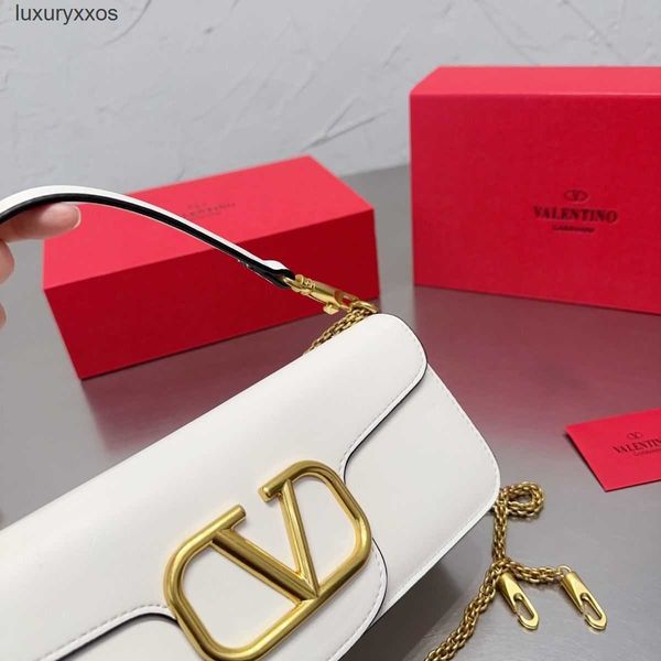 diagonal valention designer bag straddle bags single shoulder decorated leather women's handbag highhandheld crossbody chain premium
diagonal valention designer bag straddle bags single shoulder decorated leather women's handbag highhandheld crossbody chain premium