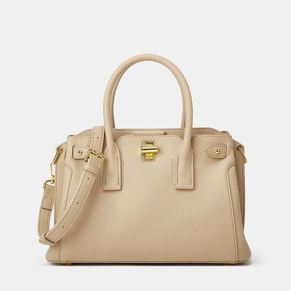 atmospheric mother bag 2023 new handbag ladies crossbody bag platinum large capacity handbag
atmospheric mother bag 2023 new handbag ladies crossbody bag platinum large capacity handbag