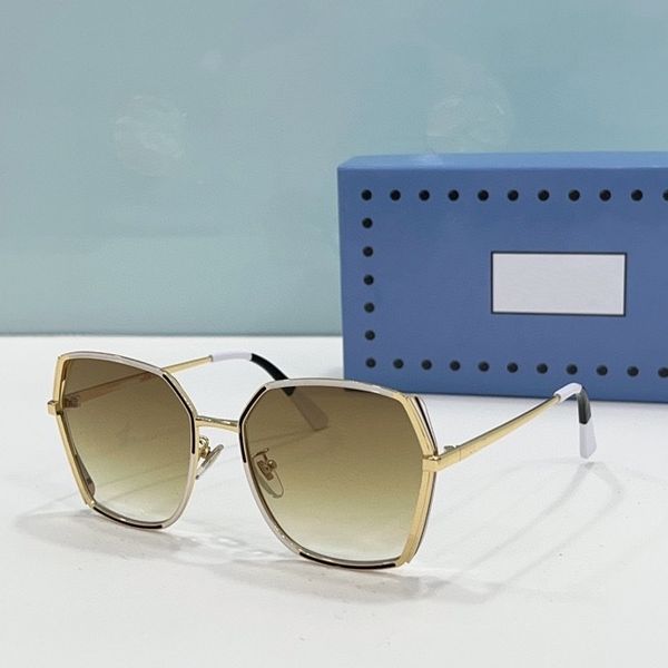 2023 women men sunglasses gold white black thin metal full frame beige gradient color polygon glasses available with box
2023 women men sunglasses gold white black thin metal full frame beige gradient color polygon glasses available with box