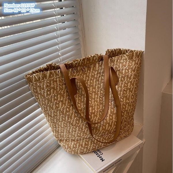 wholesale ladies shoulder bags 2 colors French summer holiday travel beach straw hollow handbag large-capacity woven backpack street fashion tassel tote bag
wholesale ladies shoulder bags 2 colors French summer holiday travel beach straw hollow handbag large-capacity woven backpack street fashion tassel tote bag