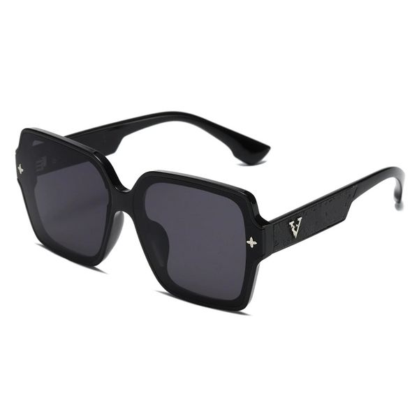 luxury designer sunglasses for men outdoor sunshade pc frame fashion classic men's and women's sunglasses, White;black
luxury designer sunglasses for men outdoor sunshade pc frame fashion classic men's and women's sunglasses, White;black