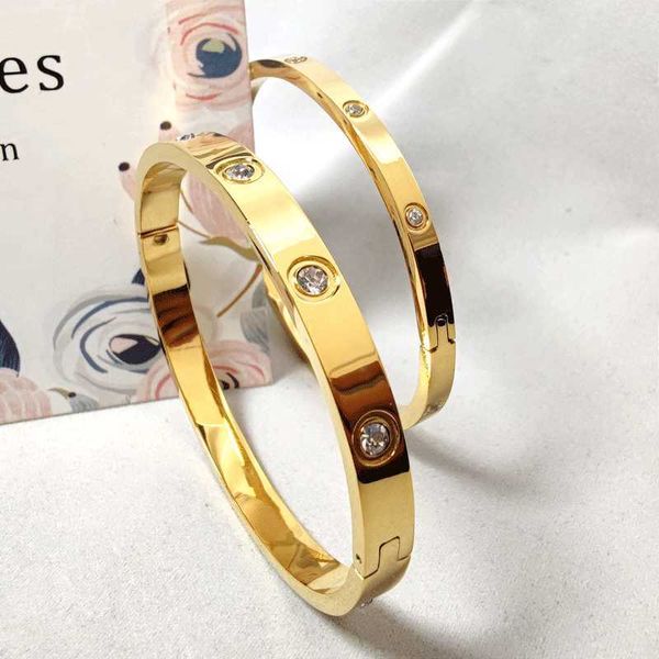 designer new classic carti diamond inlaid stainless steel bracelet with lettering inside ten diamonds simple small fresh couple 18k gold tit, Black
designer new classic carti diamond inlaid stainless steel bracelet with lettering inside ten diamonds simple small fresh couple 18k gold tit, Black