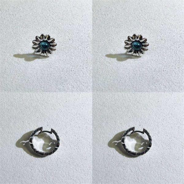 2023 gujia letter g family female classic carved old and versatile thai silver couple earrings, Golden
2023 gujia letter g family female classic carved old and versatile thai silver couple earrings, Golden