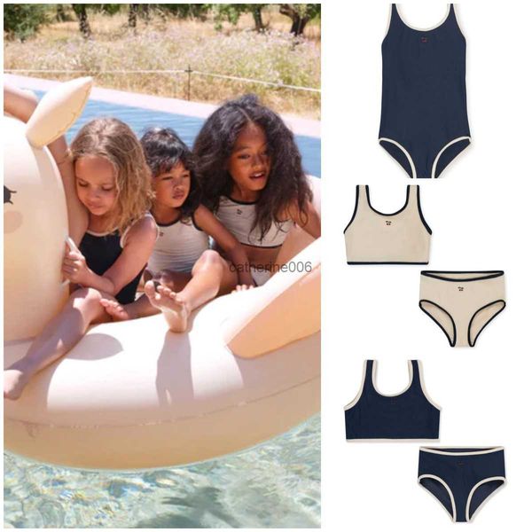 kid swimsuit 2023ssks new girls solid color cherry one-piece swimsuit girls swimsuit hawaiian vacation wear swimsuit seaside sui l230625, White
kid swimsuit 2023ssks new girls solid color cherry one-piece swimsuit girls swimsuit hawaiian vacation wear swimsuit seaside sui l230625, White