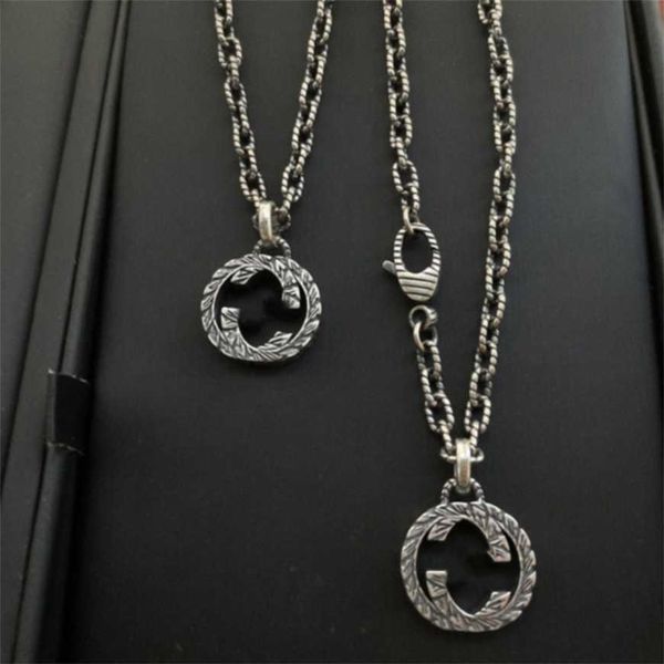 2023 gujia 925 silver antique carved pattern pendant size men and women same fried dough twist necklace versatile fashion
2023 gujia 925 silver antique carved pattern pendant size men and women same fried dough twist necklace versatile fashion