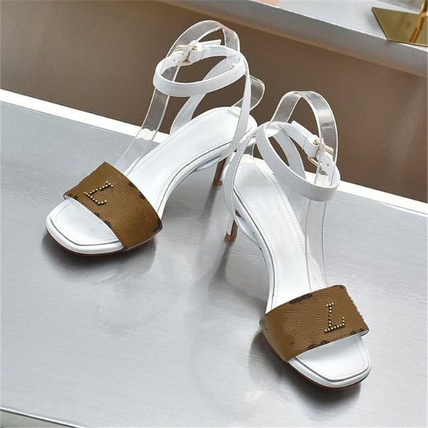 fashion women's sandals 2023 luis luxury brand letter logo summer women's high heels men's casual student flats vuttonity 06-, Black
fashion women's sandals 2023 luis luxury brand letter logo summer women's high heels men's casual student flats vuttonity 06-, Black