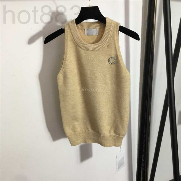 women's t-shirt designer brand knits tee with letter brooch girls milan runway crew neck crop t shirt high end custom stretch camisole, White
women's t-shirt designer brand knits tee with letter brooch girls milan runway crew neck crop t shirt high end custom stretch camisole, White
