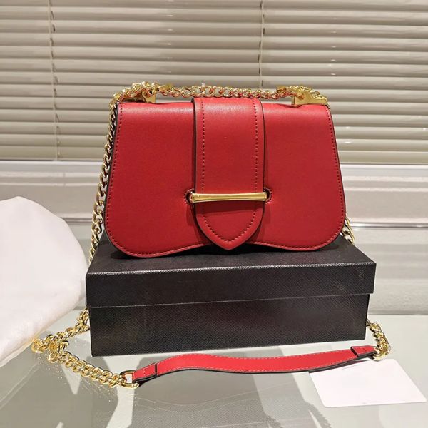 designer bag tote bags shoulder crossbody bags women chains messenger bag classic leather wallet fashion flap single shoulder hand bag
designer bag tote bags shoulder crossbody bags women chains messenger bag classic leather wallet fashion flap single shoulder hand bag
