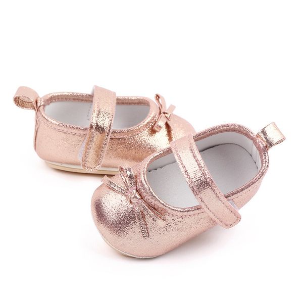 first walkers born baby shoes boy girl classic bowknot rubber sole anti slip pu dress walker toddler crib 230625
first walkers born baby shoes boy girl classic bowknot rubber sole anti slip pu dress walker toddler crib 230625