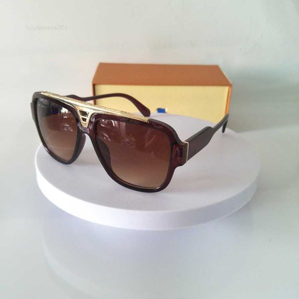 fashion sunglasses for women uv protection men glasses designer summer gentlemen eyewear classic favourite sale, White;black
fashion sunglasses for women uv protection men glasses designer summer gentlemen eyewear classic favourite sale, White;black
