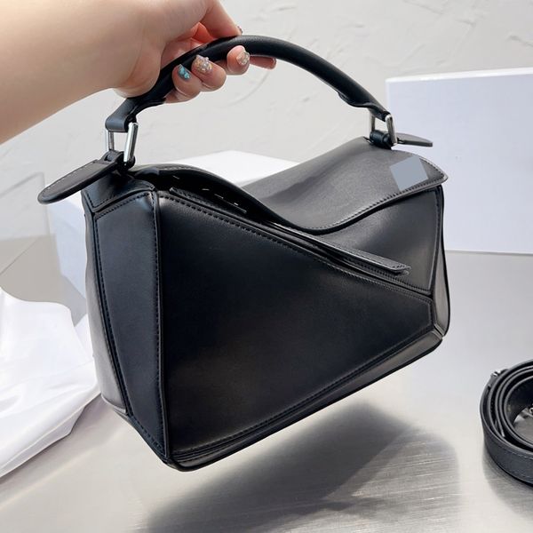 designer shoulder cross body bag women genuine leather luxury handbags geometry square contrast color patchwork handbag purse 24 cm
designer shoulder cross body bag women genuine leather luxury handbags geometry square contrast color patchwork handbag purse 24 cm