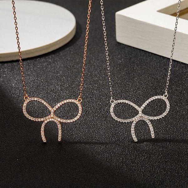 selling new korean version tiffay bow necklace for women s925 sterling silver ice and with the same style ins fashionable full diamond penda, Golden;silver
selling new korean version tiffay bow necklace for women s925 sterling silver ice and with the same style ins fashionable full diamond penda, Golden;silver