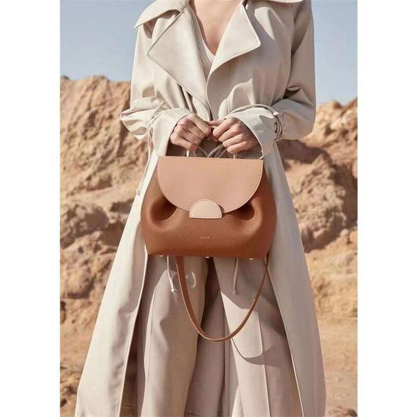 luxury designer polene bag large paris leather premium light women's bag 2023 new fashion commuter shoulder
luxury designer polene bag large paris leather premium light women's bag 2023 new fashion commuter shoulder