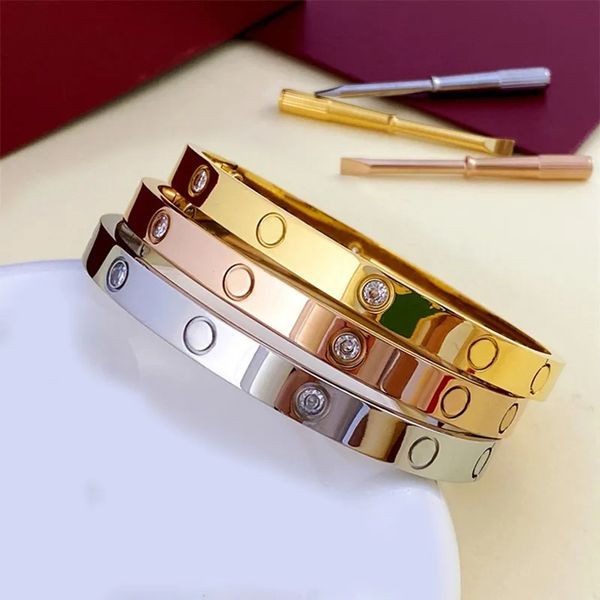 love bracelet designer jewelry gold cuff screw carti bracelets screwdriver bangles titanium steel belcher silver 4cz for womens mens party g, White
love bracelet designer jewelry gold cuff screw carti bracelets screwdriver bangles titanium steel belcher silver 4cz for womens mens party g, White