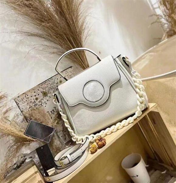 evening bags women shoulder bag handbag leather material chain with decorative design lady
evening bags women shoulder bag handbag leather material chain with decorative design lady