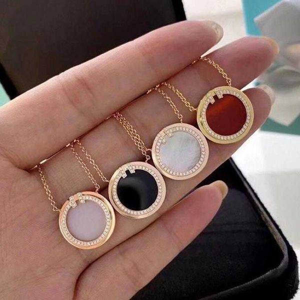 high-quality tiffay pure silver necklace pearl round cake pendant light luxury plating 18k gold female white fritillaria small diamonds clav, Golden;silver
high-quality tiffay pure silver necklace pearl round cake pendant light luxury plating 18k gold female white fritillaria small diamonds clav, Golden;silver