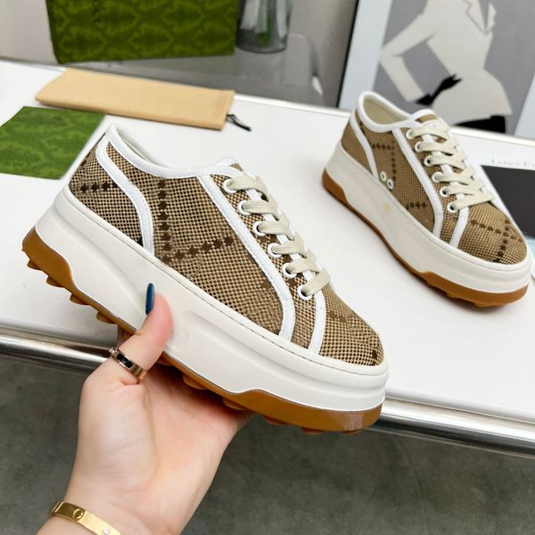 casual shoes 2023 womens high letter sneakers designer thick bottom grosgrain interlocking rubber canvas trainers 35-40, Black
casual shoes 2023 womens high letter sneakers designer thick bottom grosgrain interlocking rubber canvas trainers 35-40, Black
