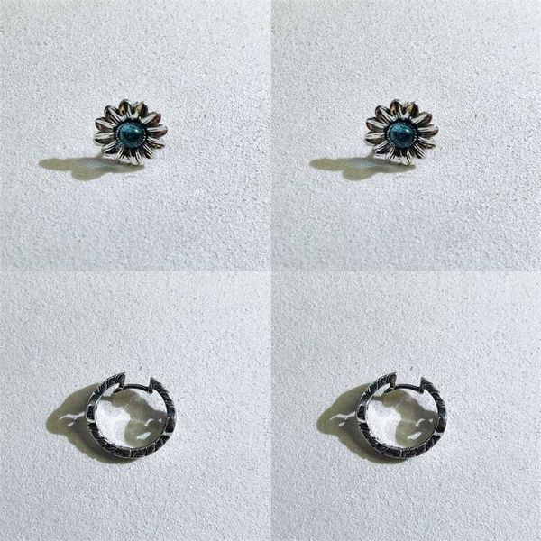 2023 gujia letter g family female classic carved old and versatile thai silver couple earrings, Golden
2023 gujia letter g family female classic carved old and versatile thai silver couple earrings, Golden