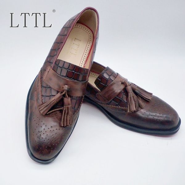 british style distressed brown tassel loafers casual shoes crocodile pattern genuine leather shoes for men with ing, Black
british style distressed brown tassel loafers casual shoes crocodile pattern genuine leather shoes for men with ing, Black