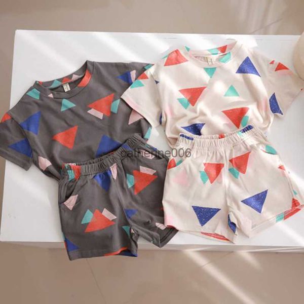 0-5t summer new children's wear boys' t-shirt short sleeve set girls' simple cartoon pattern cotton t-shirt shorts set l23062, White
0-5t summer new children's wear boys' t-shirt short sleeve set girls' simple cartoon pattern cotton t-shirt shorts set l23062, White