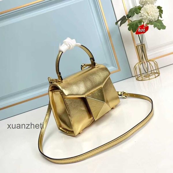 fashion classic bags valenti handbag designer style show women big rivet women's flip shoulder crossbody hnct
fashion classic bags valenti handbag designer style show women big rivet women's flip shoulder crossbody hnct