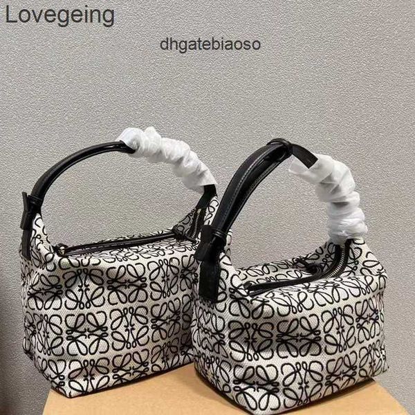 loewbags bag 2023 bags cubi designer anagram canvas pattern lunch embroidered jacquard women's underarm leather handheld
loewbags bag 2023 bags cubi designer anagram canvas pattern lunch embroidered jacquard women's underarm leather handheld