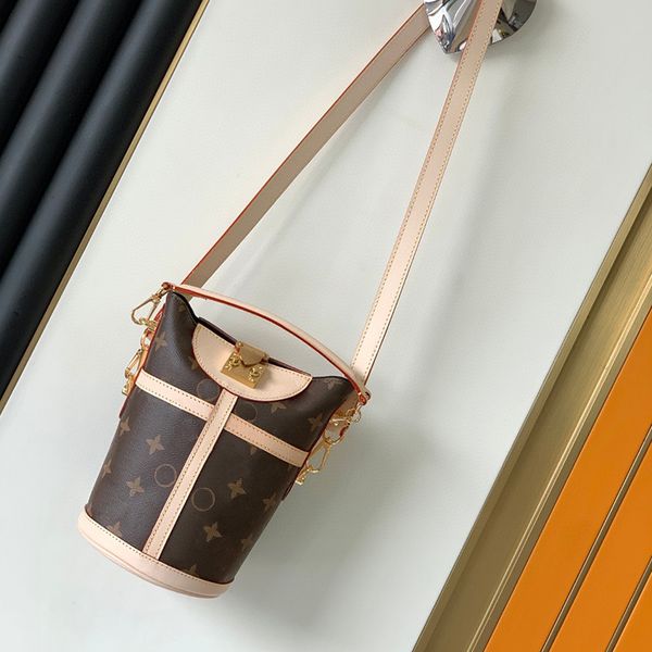 fashion designer bag womens classic presbyopia bucket bag mini tote bag leather shoulder bag temperament crossbody bag #43587
fashion designer bag womens classic presbyopia bucket bag mini tote bag leather shoulder bag temperament crossbody bag #43587