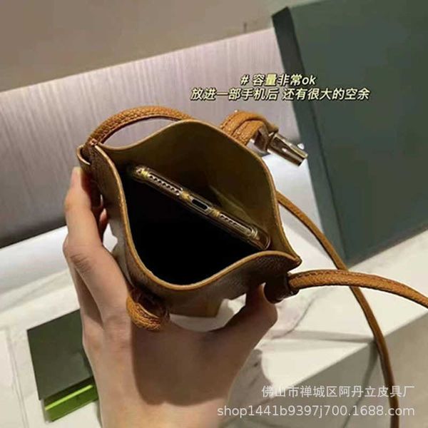 women's designer bags jiaozi longxiang 2023 new bag bamboo joint mobile phone mini small one shoulder crossbody zero wallet factory dir
women's designer bags jiaozi longxiang 2023 new bag bamboo joint mobile phone mini small one shoulder crossbody zero wallet factory dir