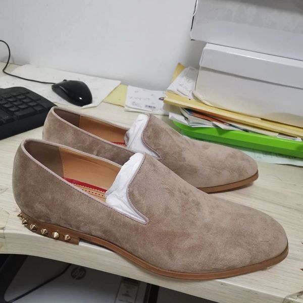 classic fashion apricot color suede loafers men spike shoes luxury handmade business casual shoes zapatos hombres, Black
classic fashion apricot color suede loafers men spike shoes luxury handmade business casual shoes zapatos hombres, Black