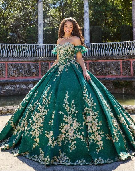 emerald gold gillter princess quinceanera dresses off shoulder floral applique lace-up corset prom prom vestido 15 anos, Blue;red
emerald gold gillter princess quinceanera dresses off shoulder floral applique lace-up corset prom prom vestido 15 anos, Blue;red
