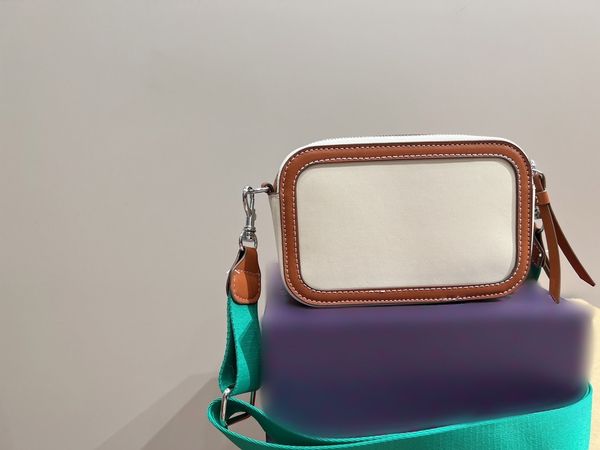 niche design bag for women's 2023 new trendy and high-end color contrast small square bag with wide shoulder strap and single shoulder
niche design bag for women's 2023 new trendy and high-end color contrast small square bag with wide shoulder strap and single shoulder