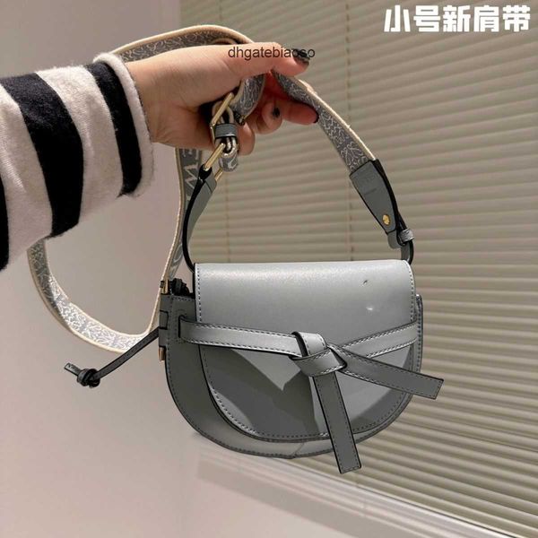 loewbags bowknot knitted crossbody designer layer gate cowhide saddle bag embroidered belt letter 2023 shoulder strap single bags lwmu
loewbags bowknot knitted crossbody designer layer gate cowhide saddle bag embroidered belt letter 2023 shoulder strap single bags lwmu
