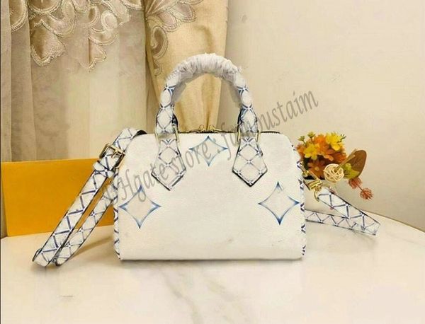 designer 2023 summer by the pool women's designer handbag speedy bandouliere 25 boston bag watercolor purse crossbody beige rose pink b
designer 2023 summer by the pool women's designer handbag speedy bandouliere 25 boston bag watercolor purse crossbody beige rose pink b