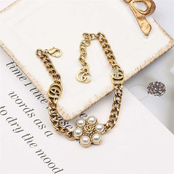 2023 g/gujia simple cuban chain women's fashion letter geometric earrings design advanced feel versatile bracelet, Black
2023 g/gujia simple cuban chain women's fashion letter geometric earrings design advanced feel versatile bracelet, Black