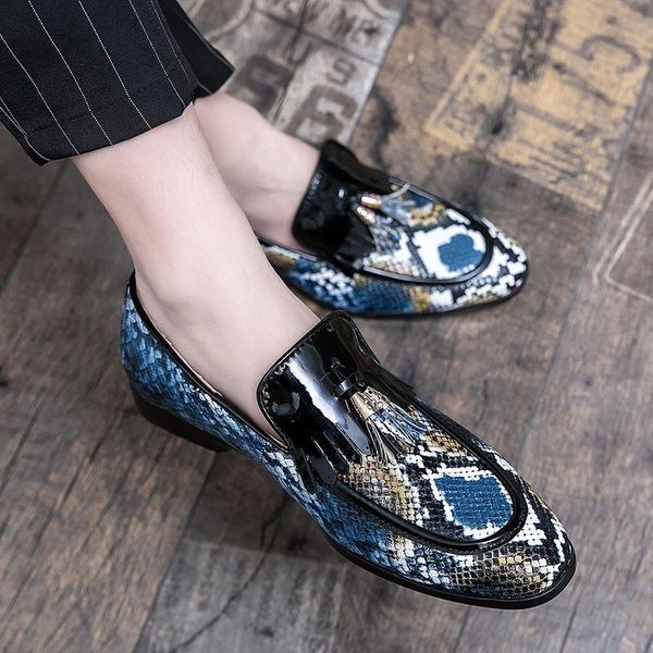 new fashion snakeskin pattern men tassel loafers slip on mens flats leather shoes handmade summer casual shoes, Black
new fashion snakeskin pattern men tassel loafers slip on mens flats leather shoes handmade summer casual shoes, Black