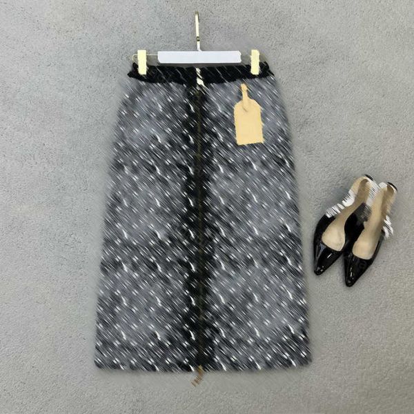 23ss wrap skirt designer skirts womens designer clothing summer new logo jacquard zipper ribbon splicing skirt women clothes a1, Black
23ss wrap skirt designer skirts womens designer clothing summer new logo jacquard zipper ribbon splicing skirt women clothes a1, Black