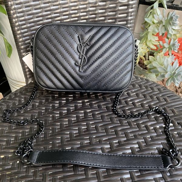 luxurys designers quality shoulder bag handbag wallet handbag women handbags bags crossbody soho disco fringed classic brand messenger purse
luxurys designers quality shoulder bag handbag wallet handbag women handbags bags crossbody soho disco fringed classic brand messenger purse