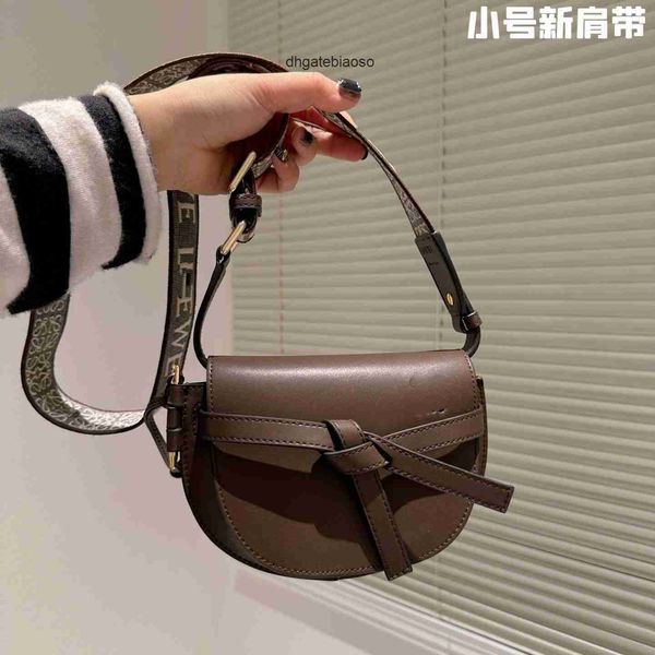 loewbags 2023 letter crossbody designer strap bag shoulder bags gate belt layer knitted cowhide saddle single bowknot embroidered tqrm
loewbags 2023 letter crossbody designer strap bag shoulder bags gate belt layer knitted cowhide saddle single bowknot embroidered tqrm