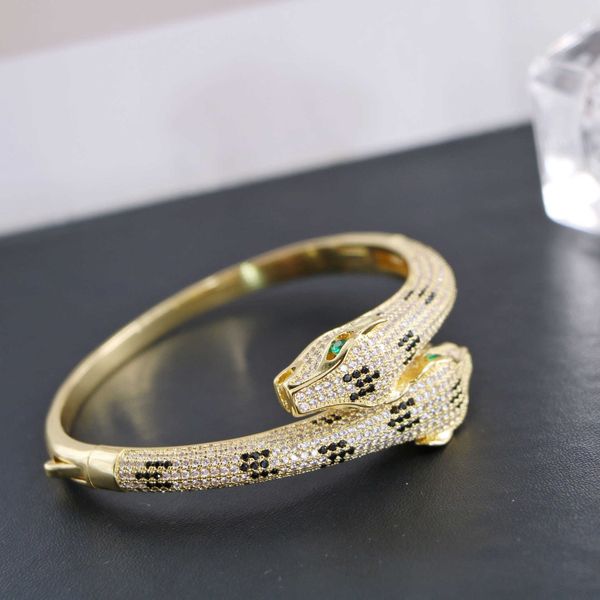 designer new chen shi carti double leopard head full diamond micro set zircon bracelet heavy industry high finalized one to star same style, Black
designer new chen shi carti double leopard head full diamond micro set zircon bracelet heavy industry high finalized one to star same style, Black