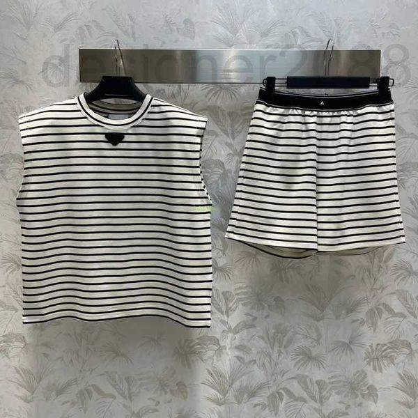 women's two piece pants designer women sets with letter triangle sign girls loose brand milan runway jersey jogging vest tee shirts cro, White
women's two piece pants designer women sets with letter triangle sign girls loose brand milan runway jersey jogging vest tee shirts cro, White