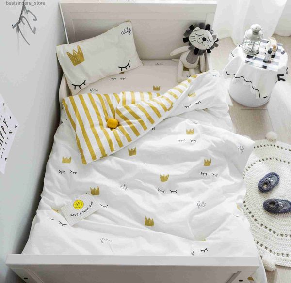 3pcs baby bedding set cotton cartoon eyelash crib duvet cover baby bed linens newborn cot fitted sheets infant pillowcase l230522
3pcs baby bedding set cotton cartoon eyelash crib duvet cover baby bed linens newborn cot fitted sheets infant pillowcase l230522