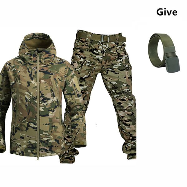 men's tracksuits winter tactical mountaineering breathable windproof clothing plush thickened skin autumn training charging shark soft, Gray
men's tracksuits winter tactical mountaineering breathable windproof clothing plush thickened skin autumn training charging shark soft, Gray
