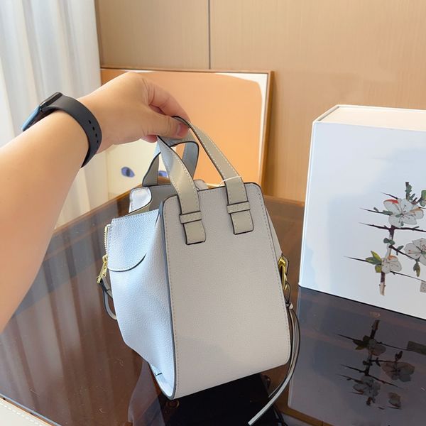 hammok designer bags evening bags fold bucket bag mini shoulder bags women handbags crossbody clutch folding over vintage wallets tote bag c
hammok designer bags evening bags fold bucket bag mini shoulder bags women handbags crossbody clutch folding over vintage wallets tote bag c