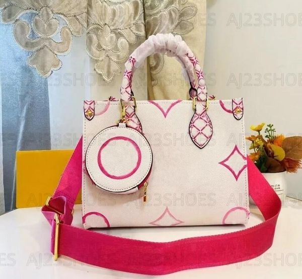 shoulder bags 2023 fashion classic bags all-match onthego medium tote women handbags by the pool monograms embossing shoulder bag 25cm
shoulder bags 2023 fashion classic bags all-match onthego medium tote women handbags by the pool monograms embossing shoulder bag 25cm
