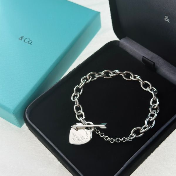 designer bracelet luxury women charm chain bracelet fashion silver love bracelets boutique gift jewelry very nice, Black
designer bracelet luxury women charm chain bracelet fashion silver love bracelets boutique gift jewelry very nice, Black