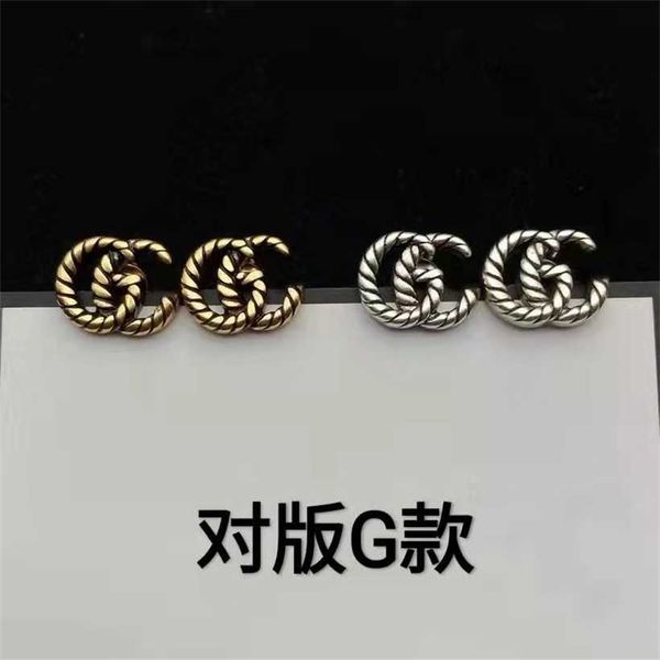 2023 classic striped vintage double letter simple and high-end g fashionable ol personalized antique home earrings, Golden
2023 classic striped vintage double letter simple and high-end g fashionable ol personalized antique home earrings, Golden