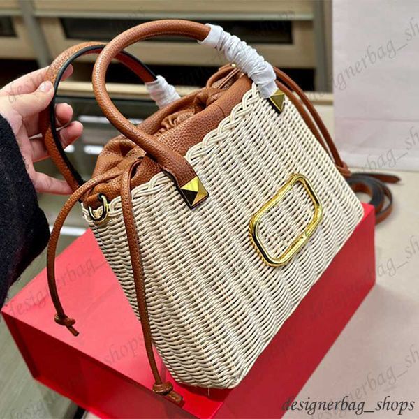 summer new bamboo woven bag name brand package women's fashion personality bamboo spelling leather handbag with long shoulder straps ca
summer new bamboo woven bag name brand package women's fashion personality bamboo spelling leather handbag with long shoulder straps ca