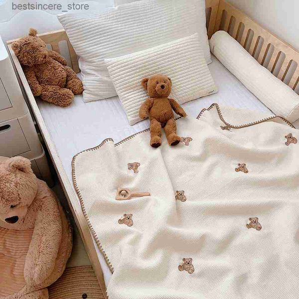 ins newborn baby blanket waffle korean bear embroidery kids sleeping blanket cotton bedding accessories l230522
ins newborn baby blanket waffle korean bear embroidery kids sleeping blanket cotton bedding accessories l230522