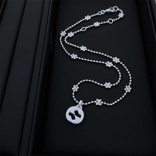 2023 gujia 925 silver letter snow necklace small personality fashion simple collar chain
2023 gujia 925 silver letter snow necklace small personality fashion simple collar chain