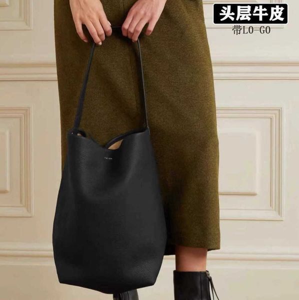 evening bags designer leather large capacity tote bag n s park tote bag minimalist bucket shoulder bag light luxury and high sense
evening bags designer leather large capacity tote bag n s park tote bag minimalist bucket shoulder bag light luxury and high sense
